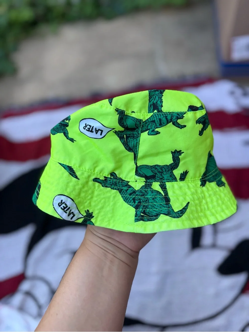 CARTERS GREEN ALLIGATOR GRAPHIC BUCKET HAT SIZE 4-8 KIDS